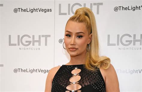 iggy nudes|Iggy Azalea Launches OnlyFans Account